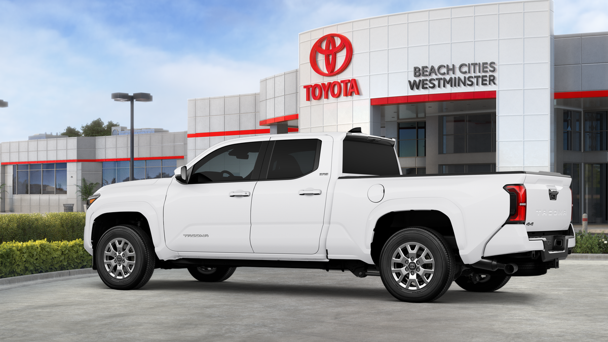2025 Toyota Tacoma SR5 Double Cab photo 31