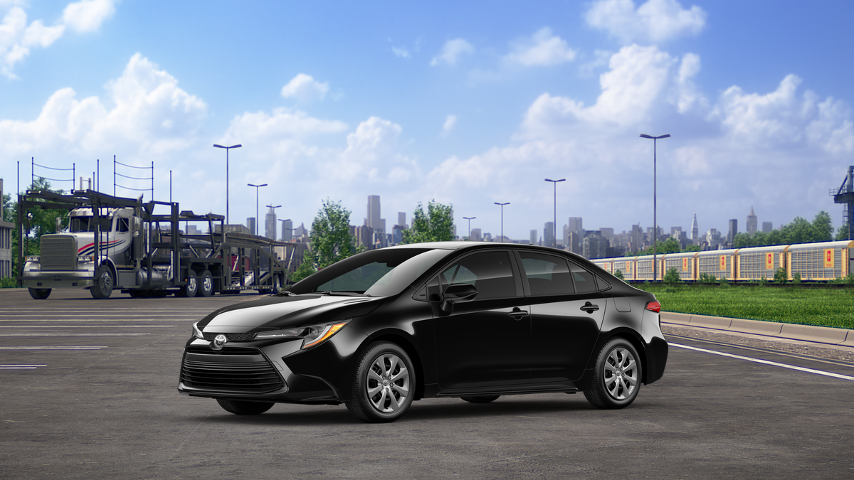 2025 Toyota Corolla LE photo 2