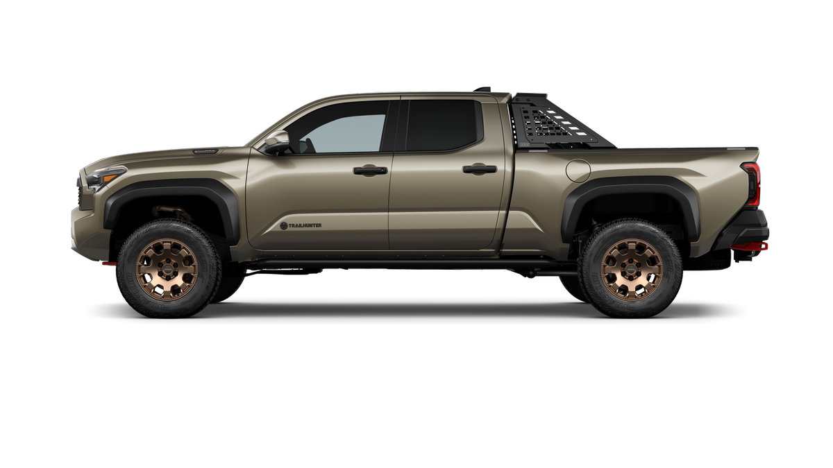 New 2026 Bronze Oxide Toyota Tacoma Trailhunter image 28