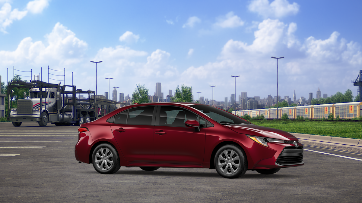 2026 Toyota Corolla LE photo 12