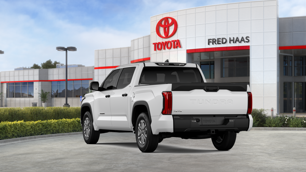 2026 Toyota Tundra SR5 CrewMax photo 7