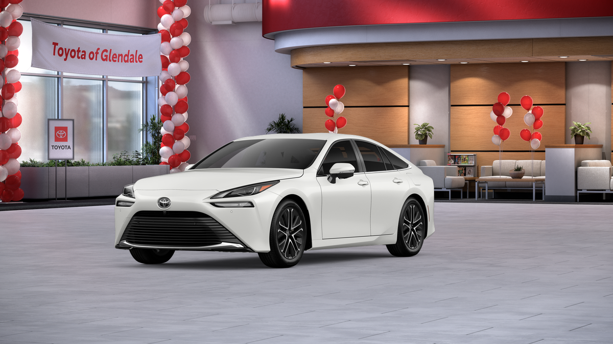 2026 Toyota Mirai XLE's photo