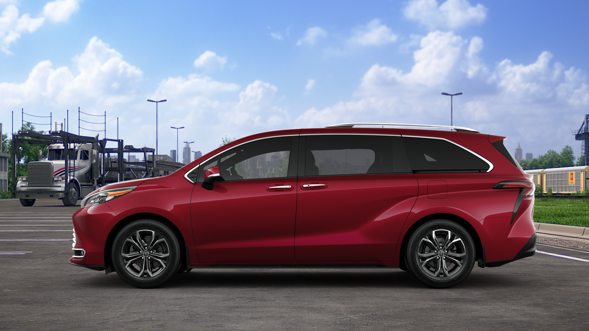 2025 Toyota Sienna Platinum photo 4