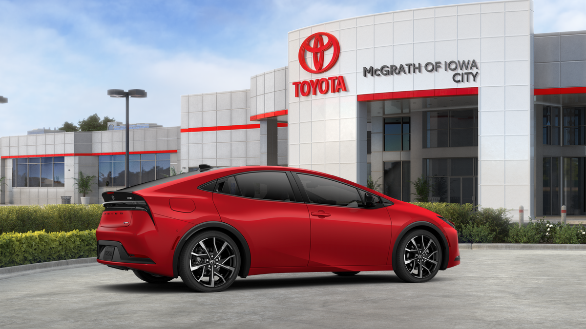 2026 Toyota Prius Plug-in Hybrid XSE Premium - Photo 31