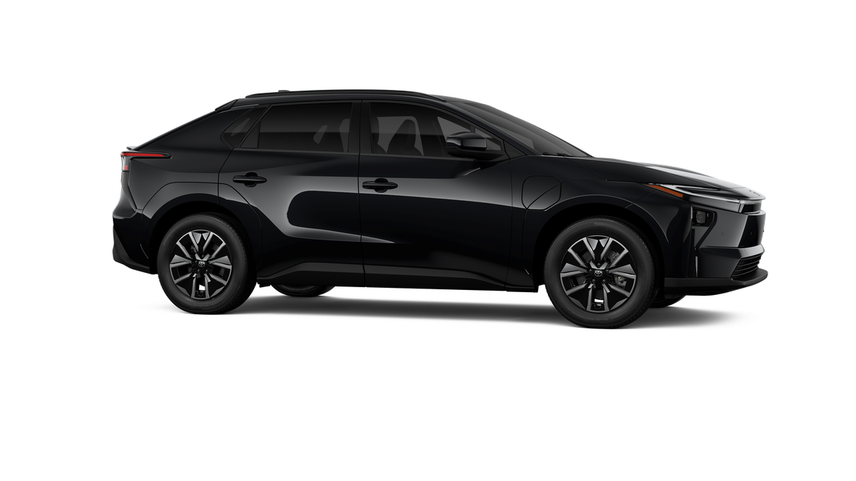 2026 Toyota bZ XLE - Photo 35