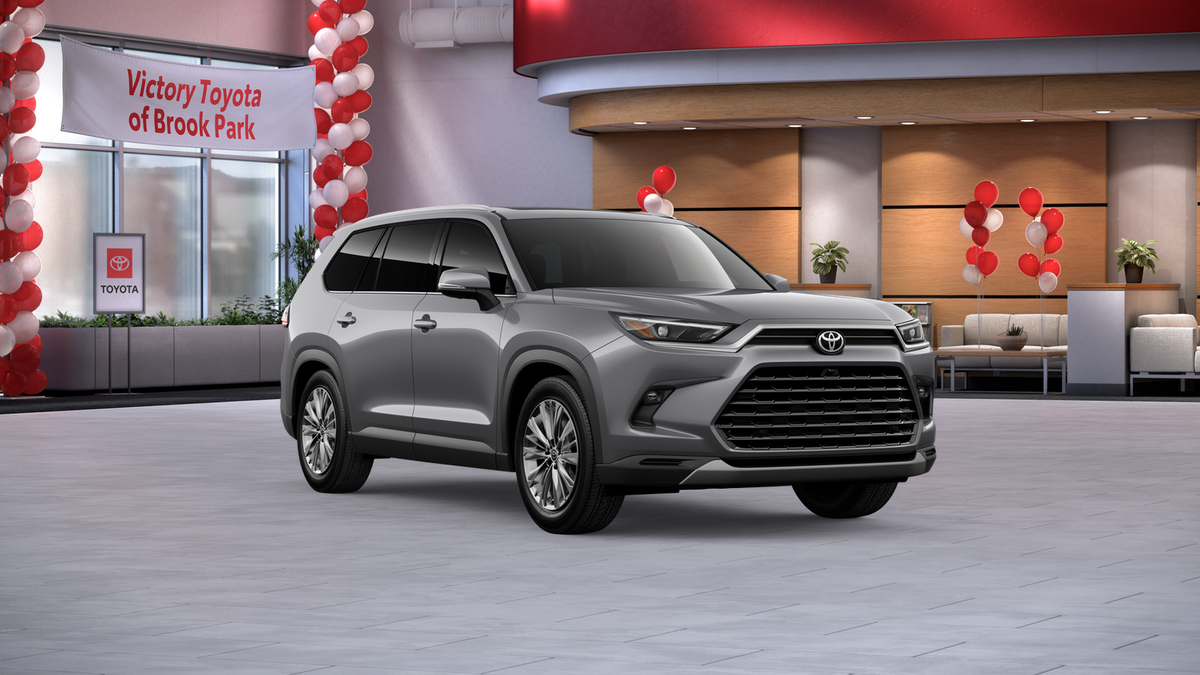 New 2026 Heavy Metal <sup>1</sup> Toyota  Platinum image 17