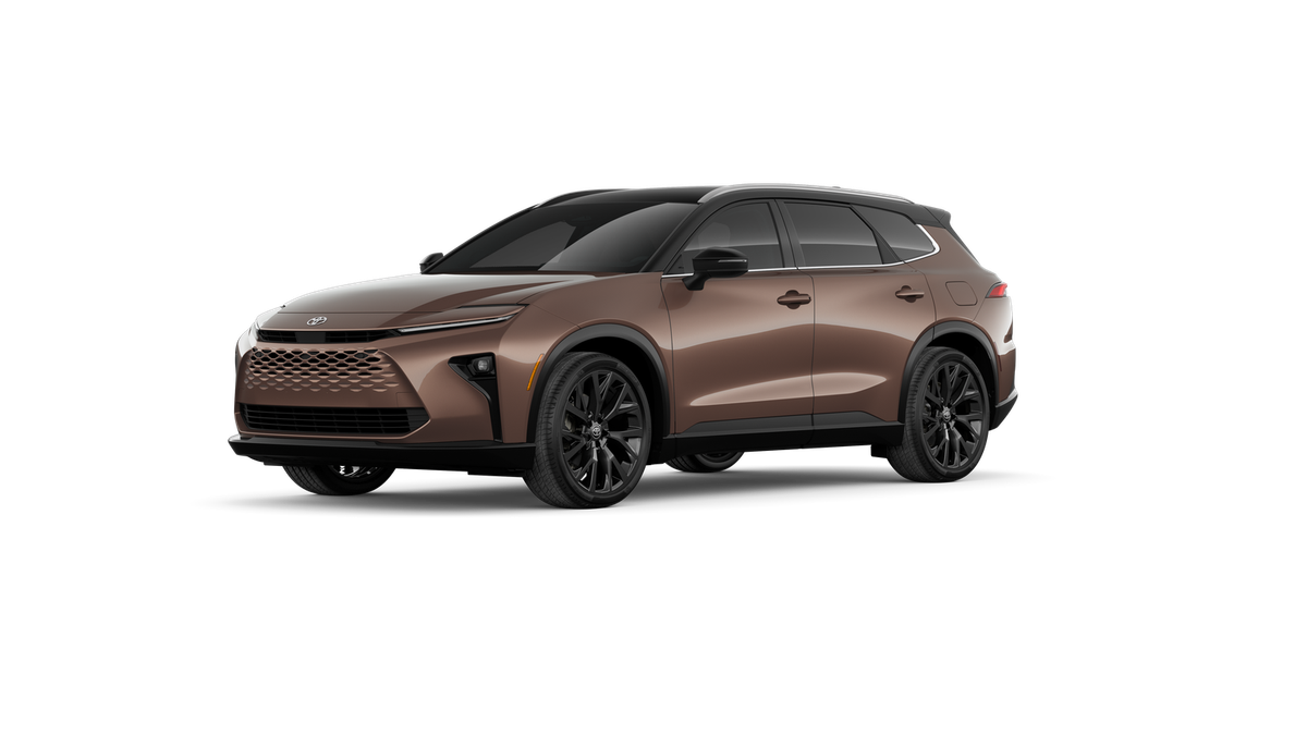 New 2026 Bronze Age with Black roof <sup>1</sup> Toyota  Limited image 3