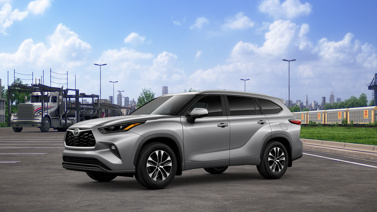 2025 Toyota Highlander Hybrid XLE photo 2