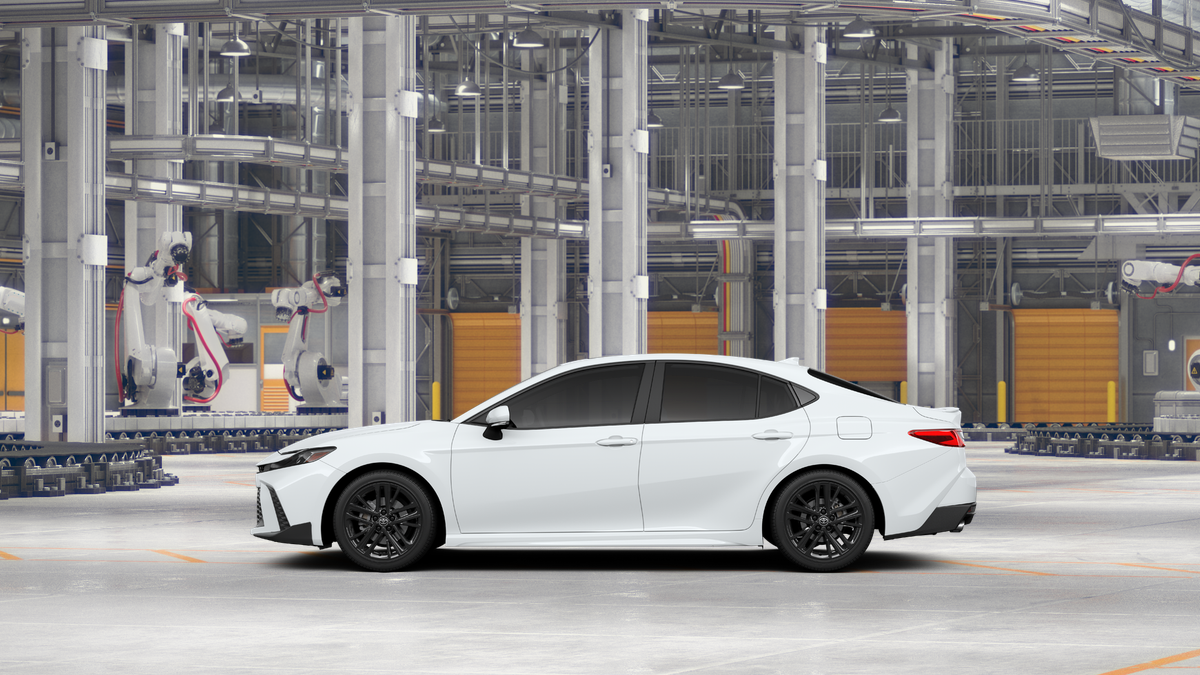 2027 Toyota Camry SE, photo 6 of 12