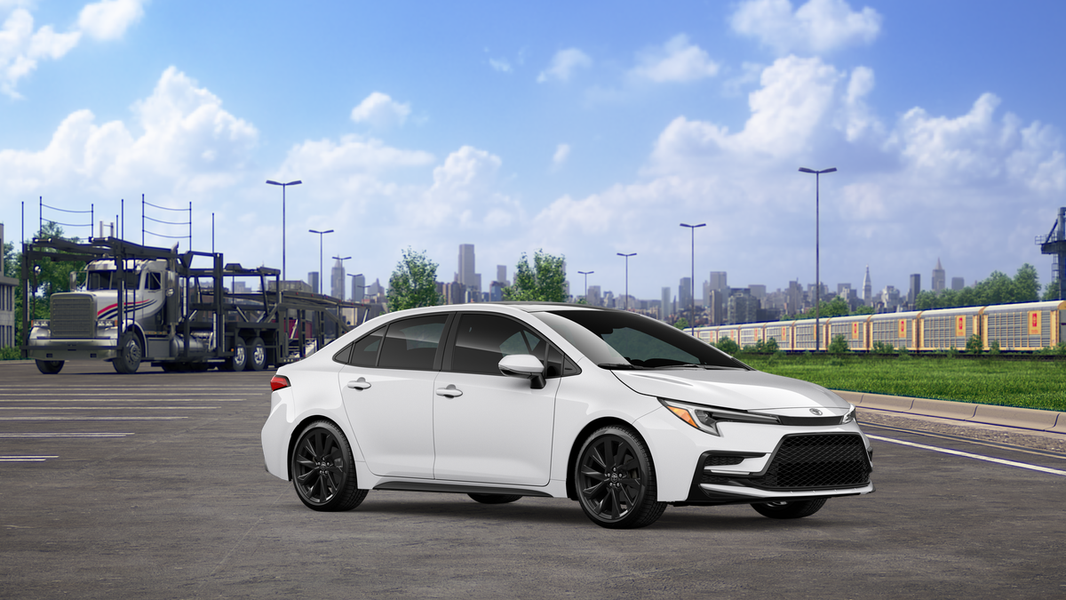 New 2026 Ice Cap with Midnight Black Metallic roof <sup>1</sup> Toyota  SE image 16