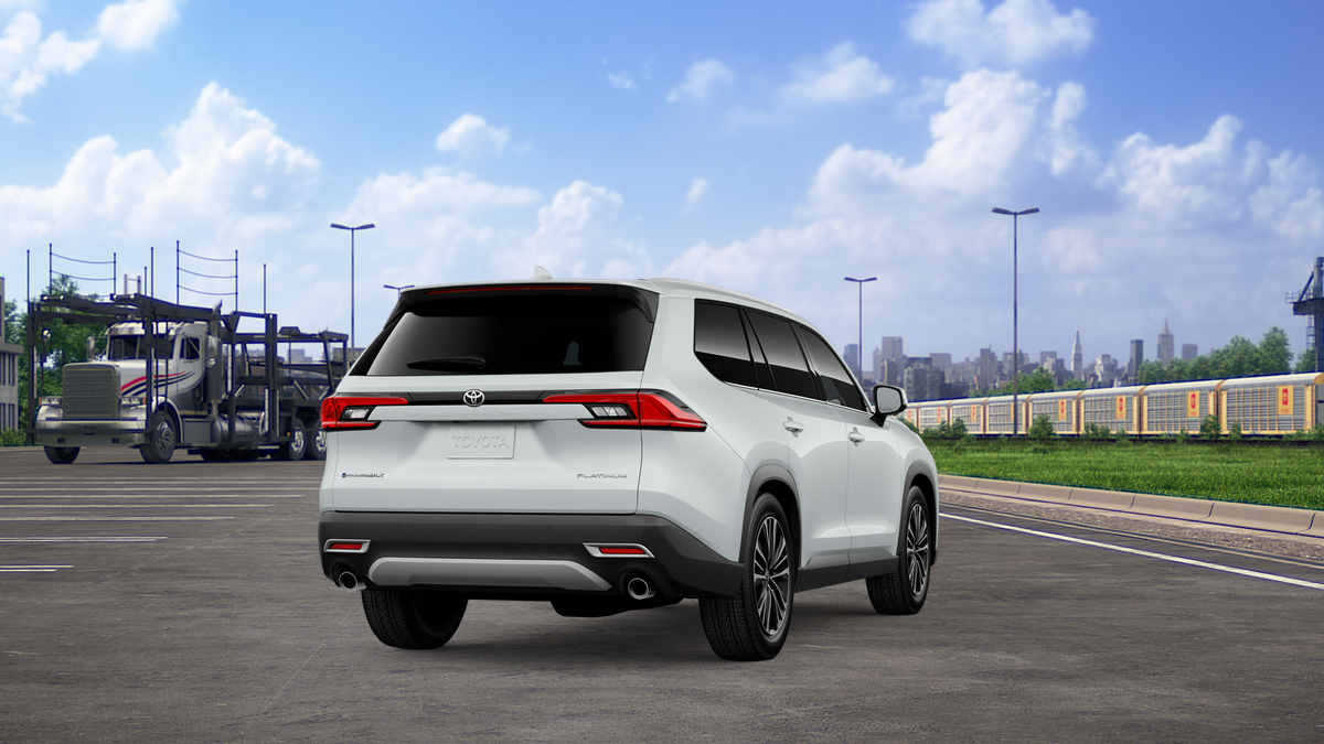 2026 Toyota Highlander Hybrid Platinum photo 10