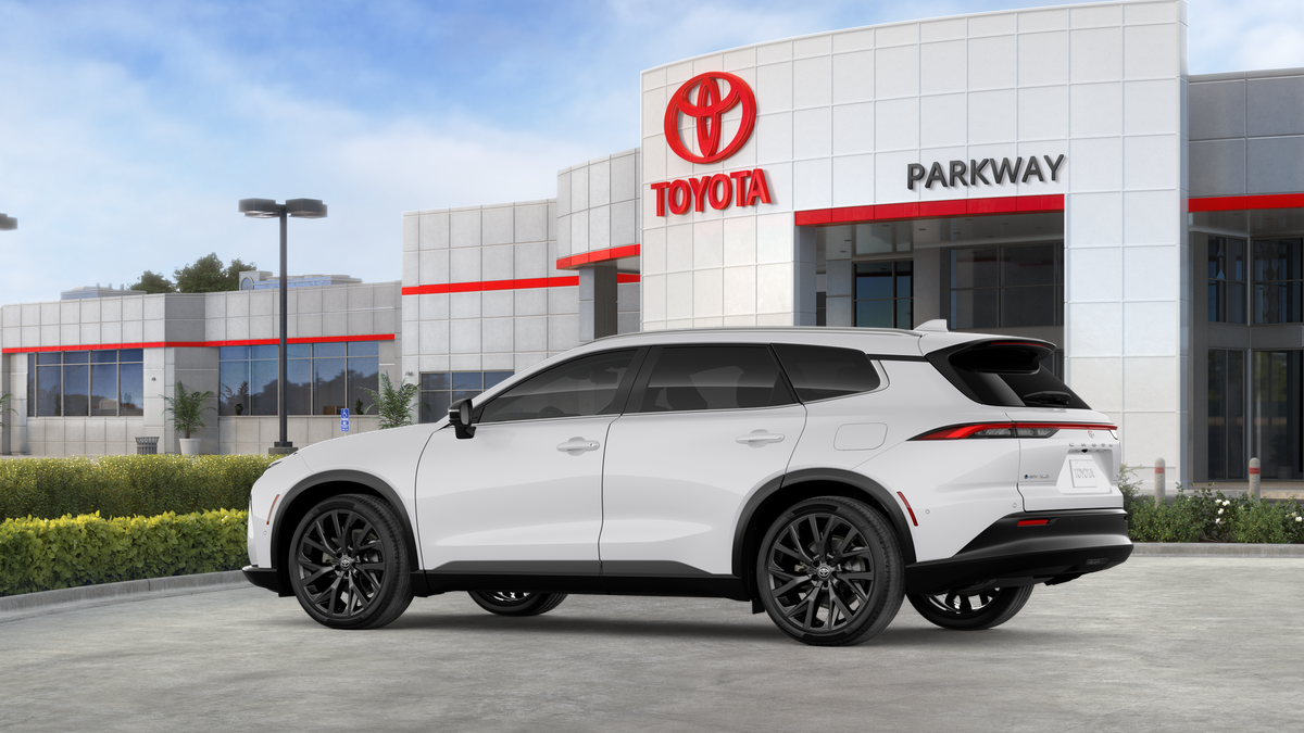 New 2026 Oxygen White <sup>1</sup> Toyota  Limited image 7