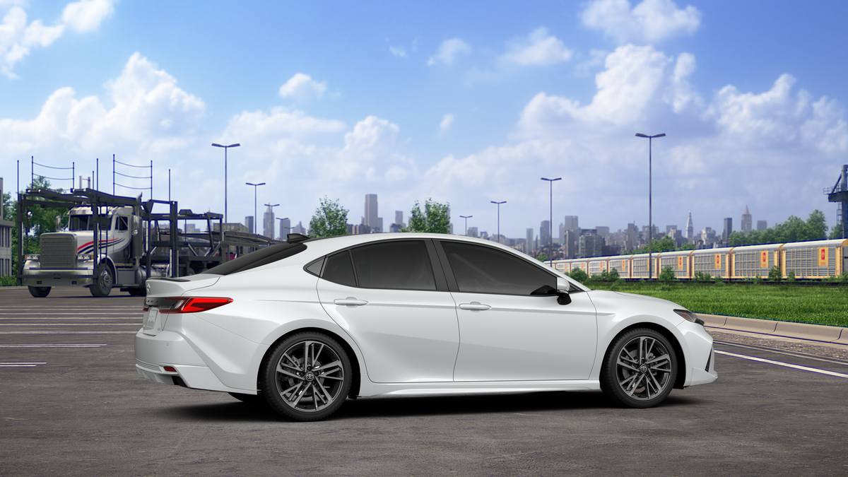 New 2026 Wind Chill Pearl <sup>1</sup> Toyota  XSE image 13