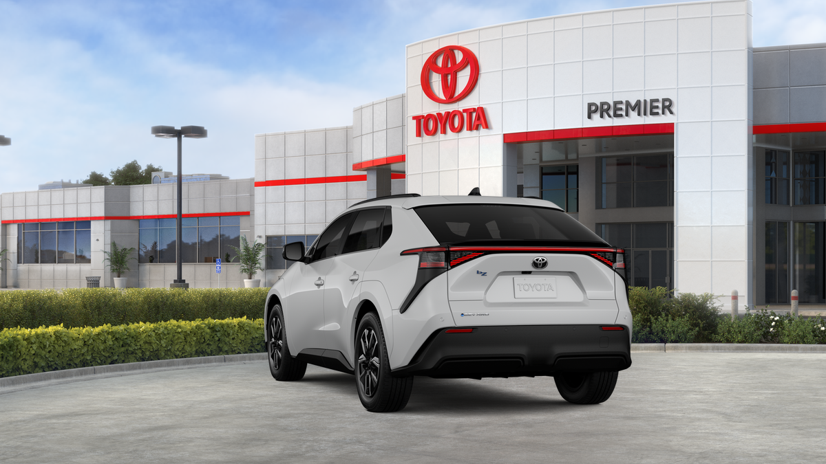 2026 Toyota bZ XLE - Photo 7