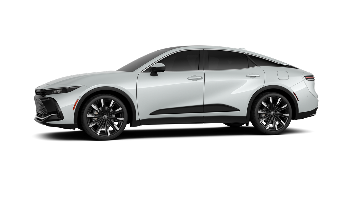 2026 Toyota Crown Platinum photo 4