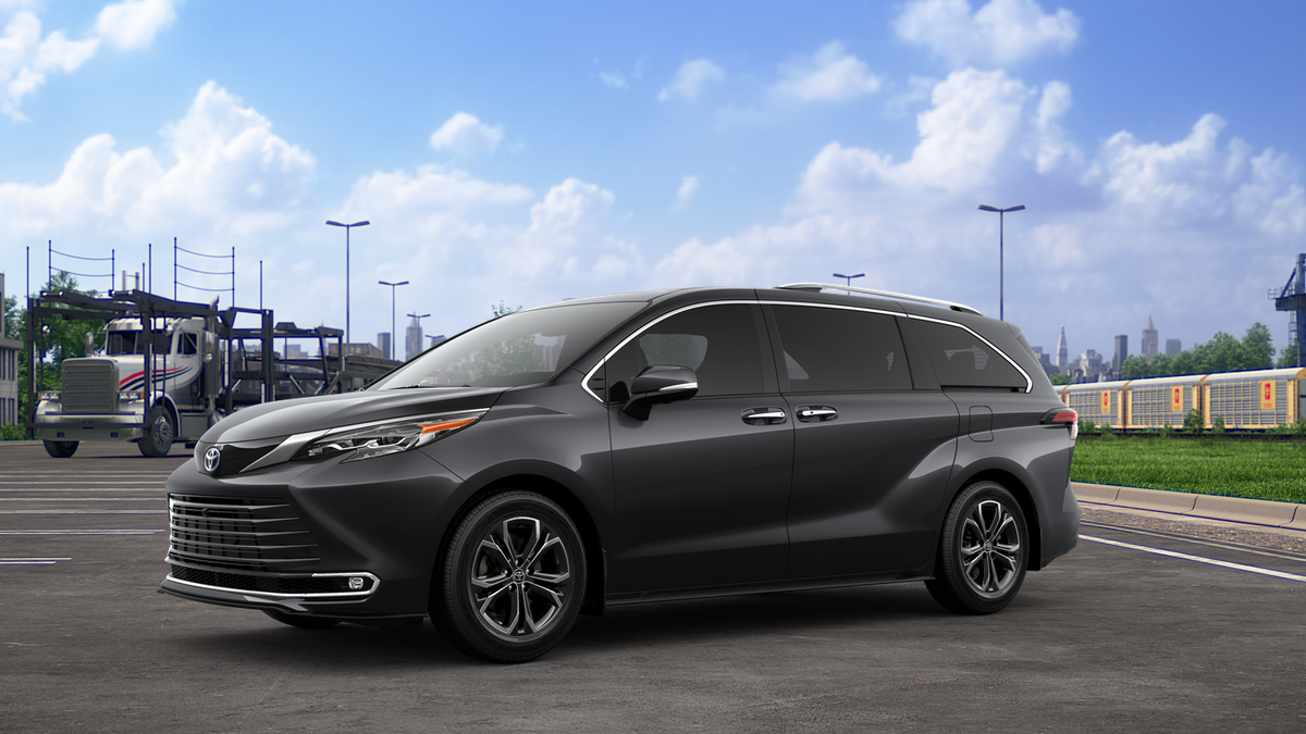 2025 Toyota Sienna Platinum photo 4