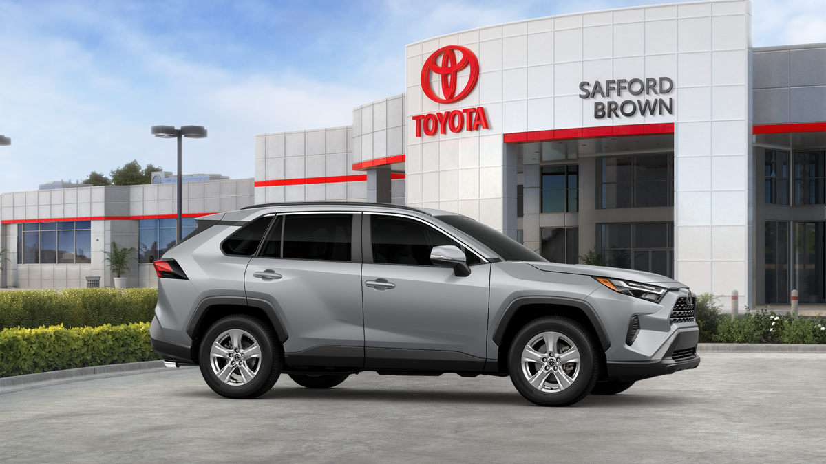 2025 Toyota RAV4 XLE photo 42