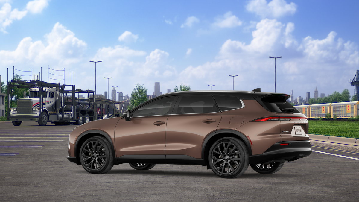 New Bronze Age with Black roof 2026 Toyota Toyota Crown Signia AWD