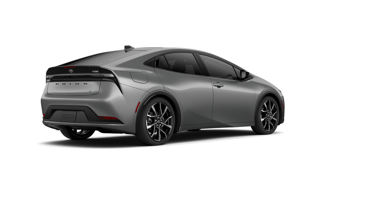 New 2027 Toyota Prius Plug-in Hybrid Sedan