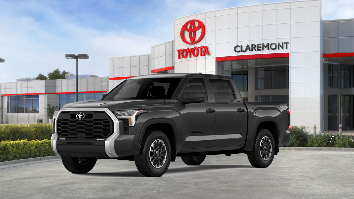 2026 Toyota Tundra SR5 CrewMax photo 4