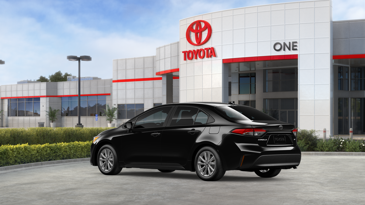 New 2026 Midnight Black Metallic Toyota  LE image 40