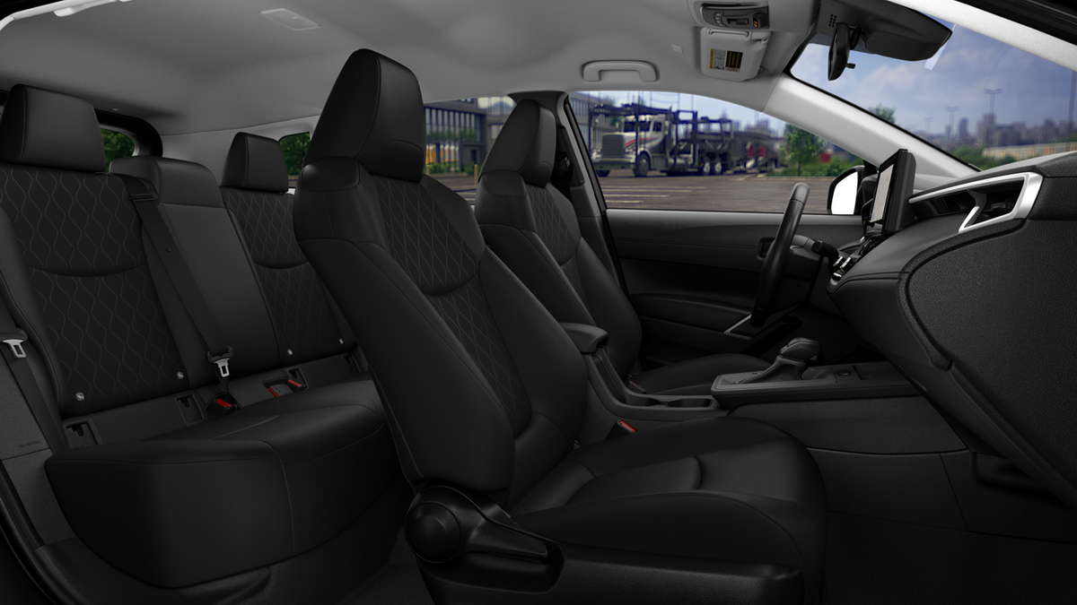 2026 Toyota Corolla Cross LE photo 13