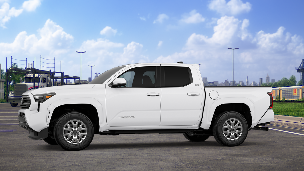 2026 Toyota Tacoma SR5 - Photo 28