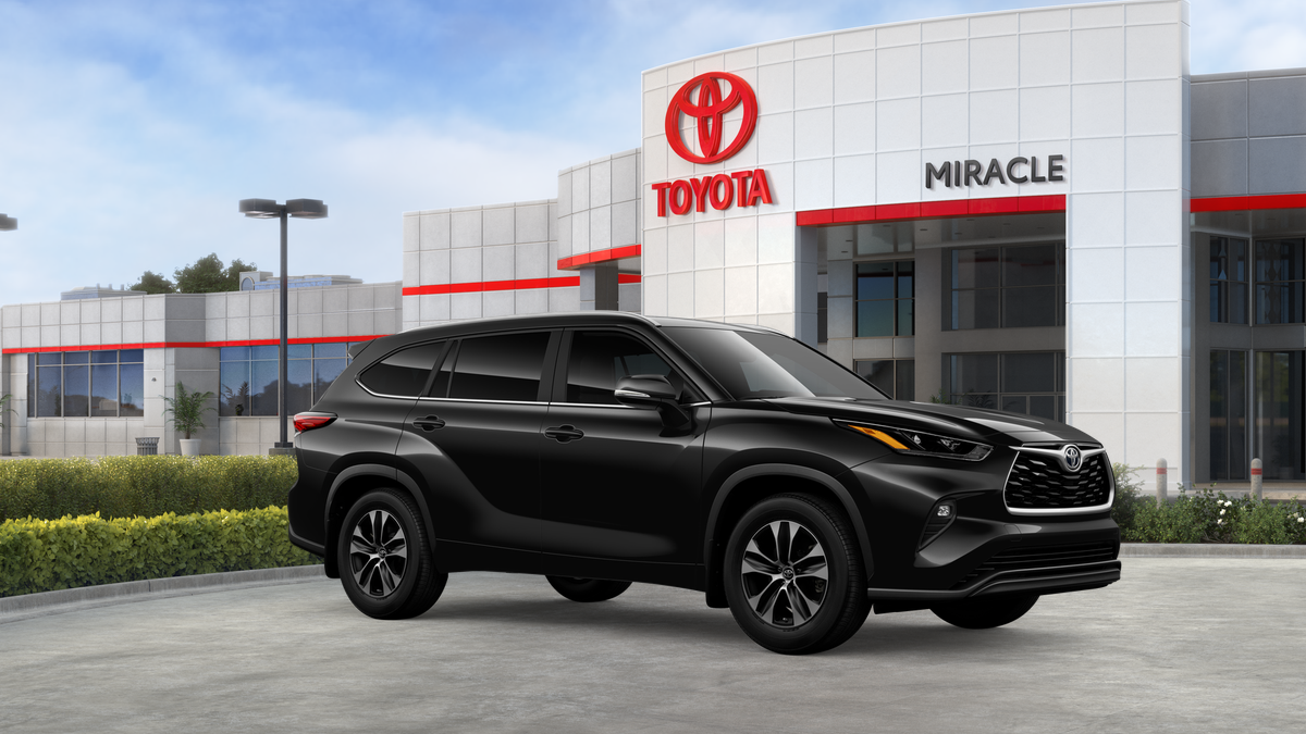 New 2026 Toyota Highlander SUV