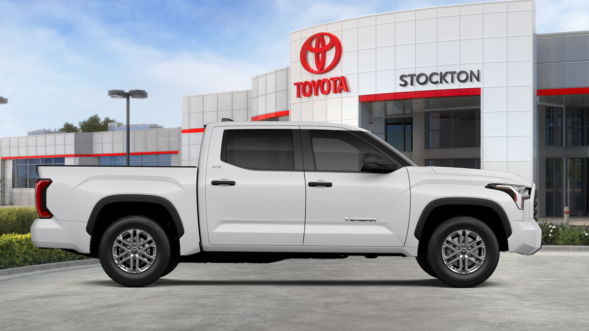 2026 Toyota Tundra SR5 - Photo 14