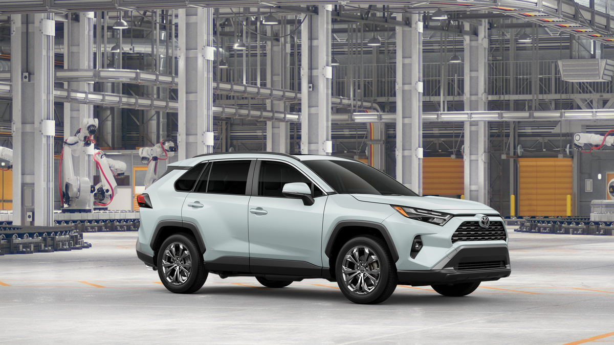2025 Toyota RAV4 Hybrid XLE Premium photo 13