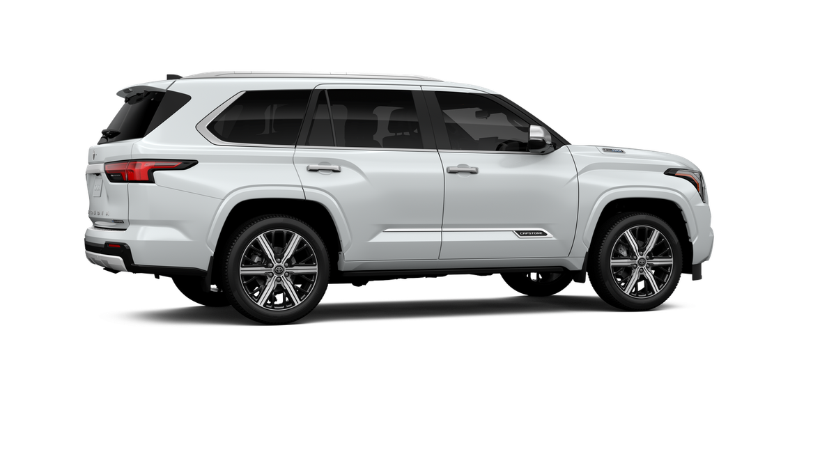 New 2026 Wind Chill Pearl <sup>1</sup> Toyota  Capstone image 13
