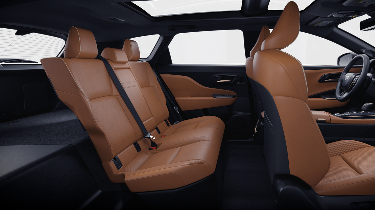 2025 Toyota Crown Signia Limited photo 32