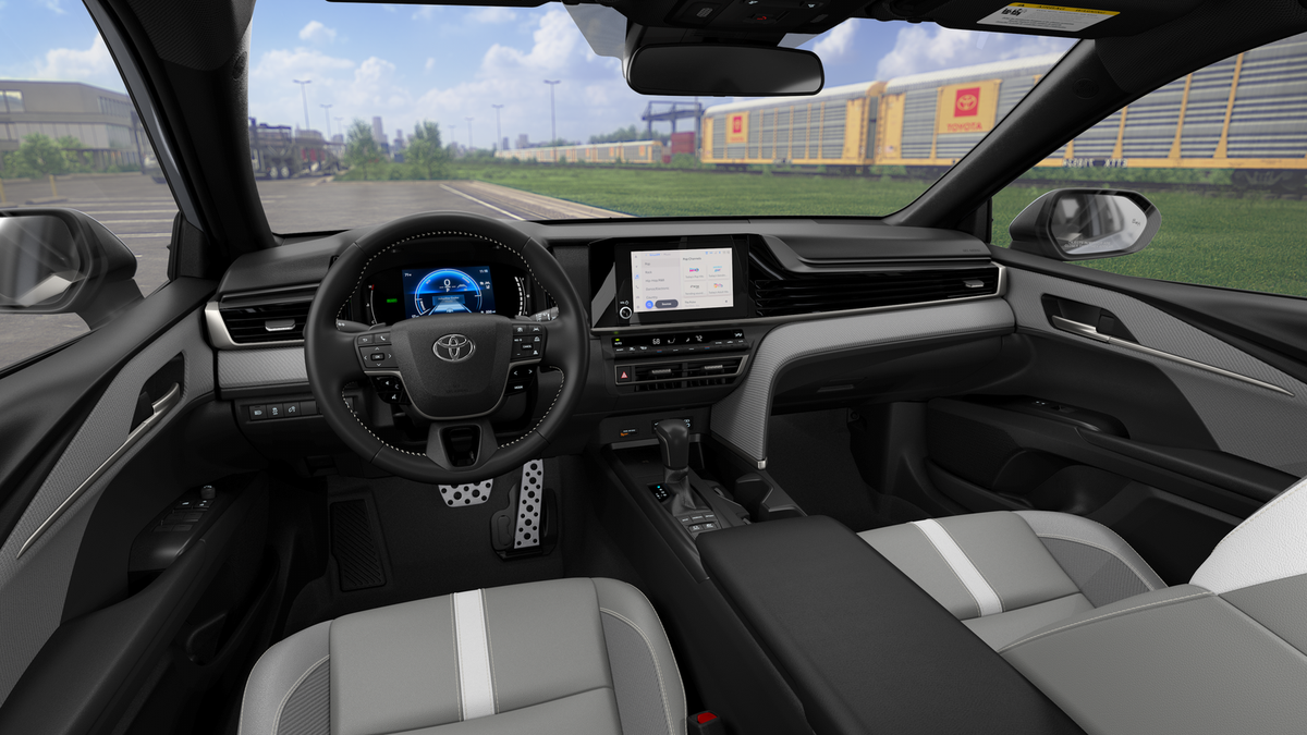 2026 Toyota Camry SE photo 18