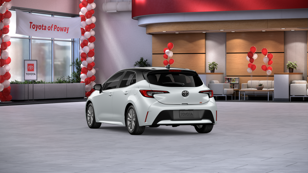 New 2027 Wind Chill Pearl with Black roof <sup>1</sup> Toyota  SE image 31