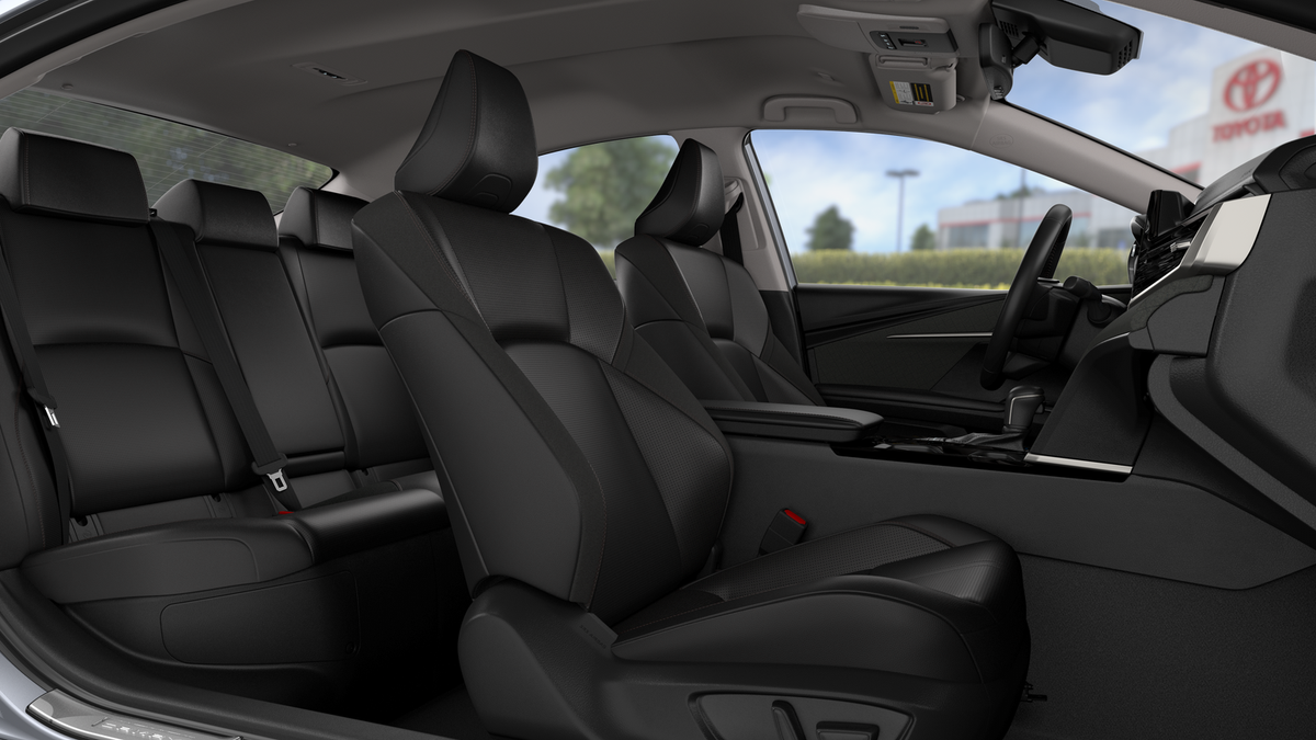 2025 Toyota Camry XLE photo 17