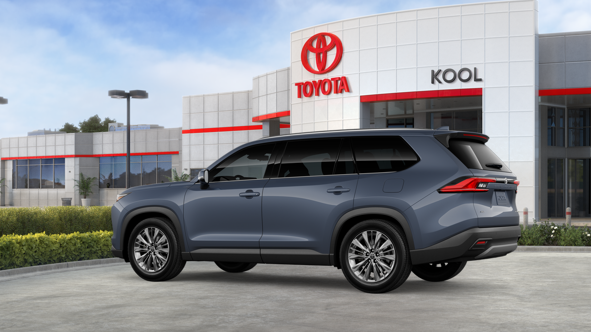 New 2026 Storm Cloud Toyota  Platinum image 7