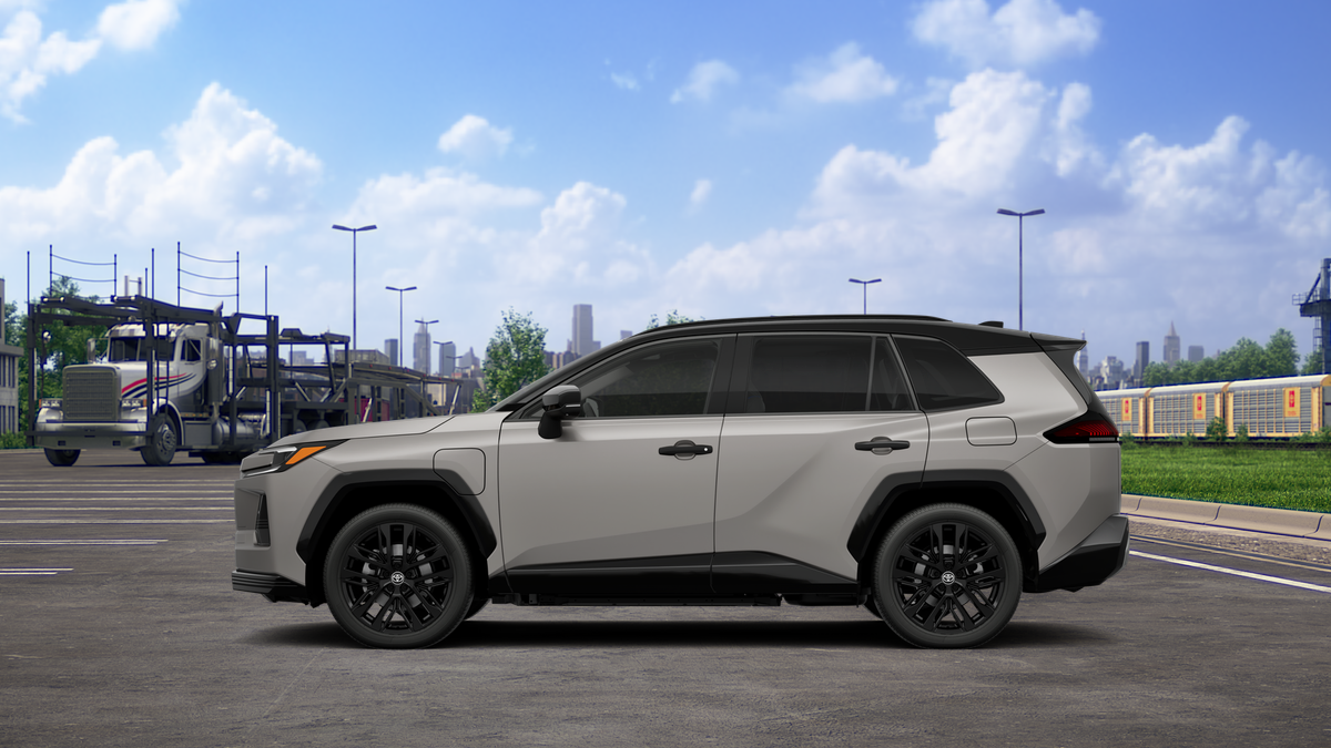 New 2026 Meteor Shower with Midnight Black Metallic roof <sup>1</sup> Toyota  XSE image 6