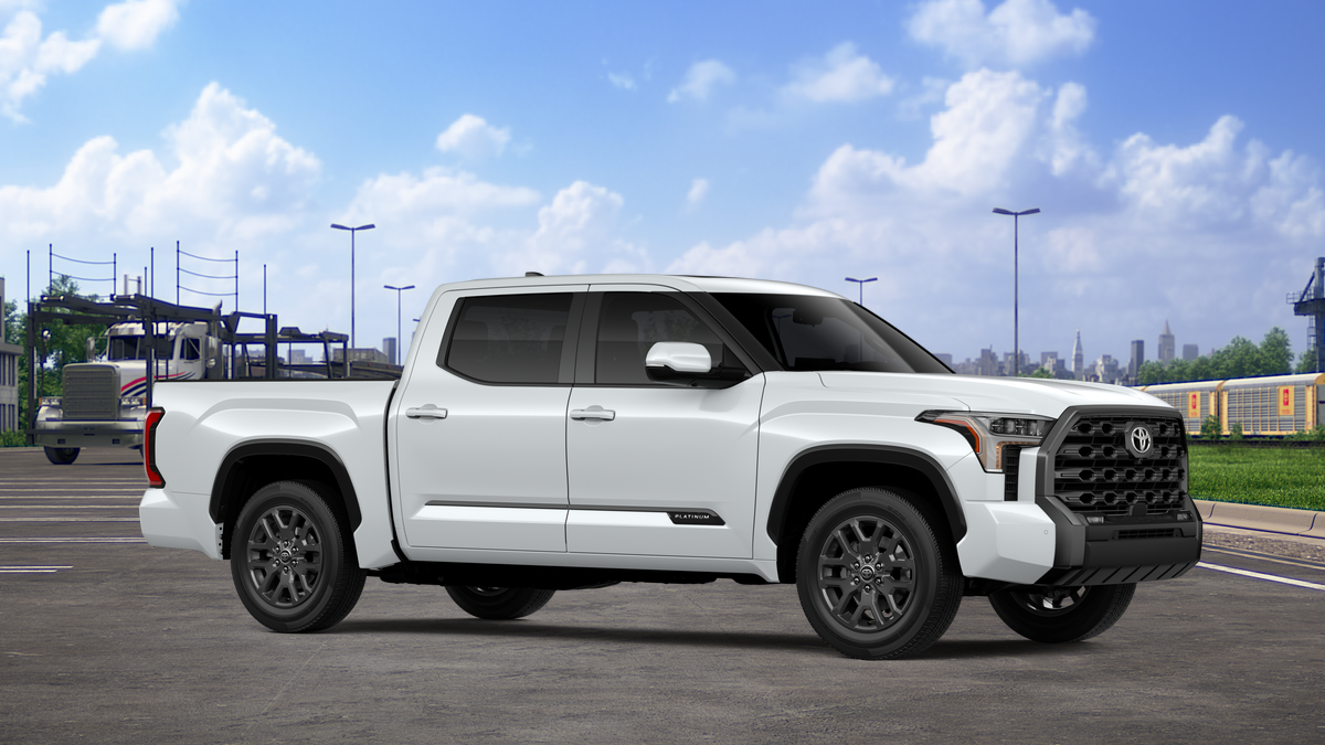 New 2026 Wind Chill Pearl <sup>1</sup> Toyota  Platinum image 16