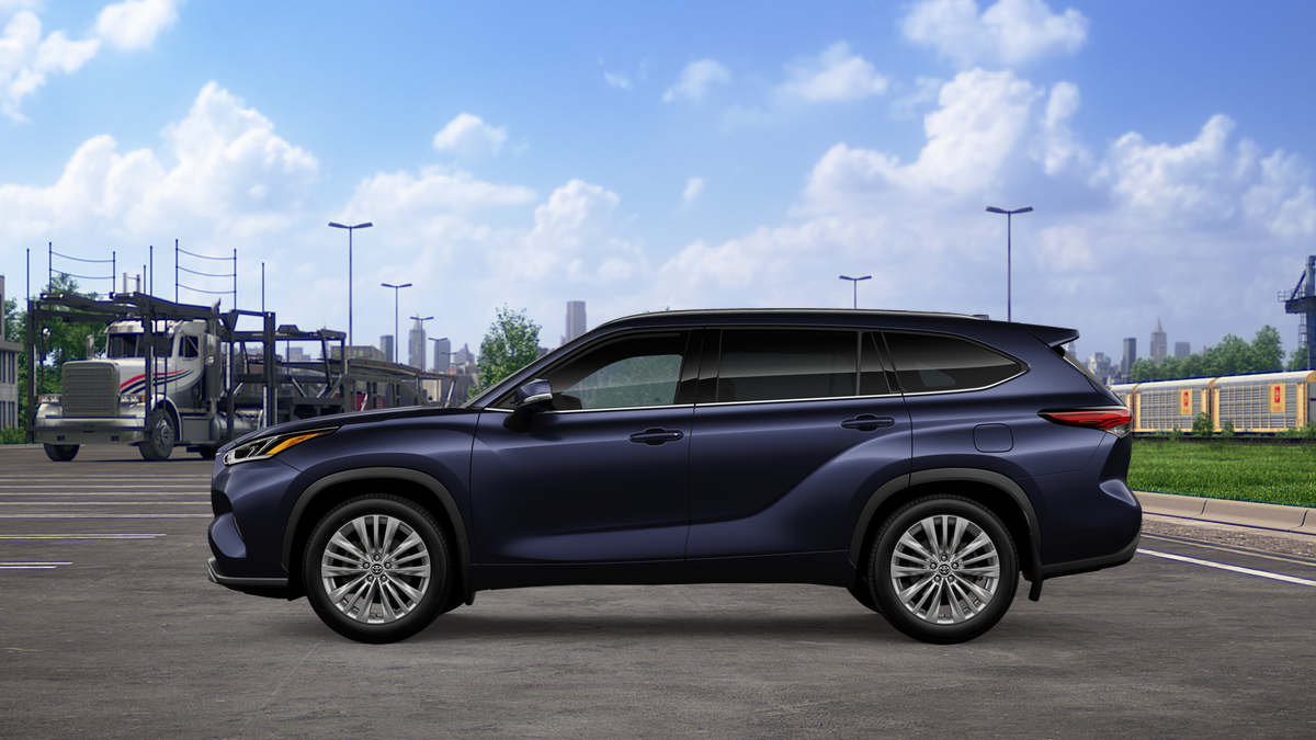 2026 Toyota Highlander Platinum photo 4