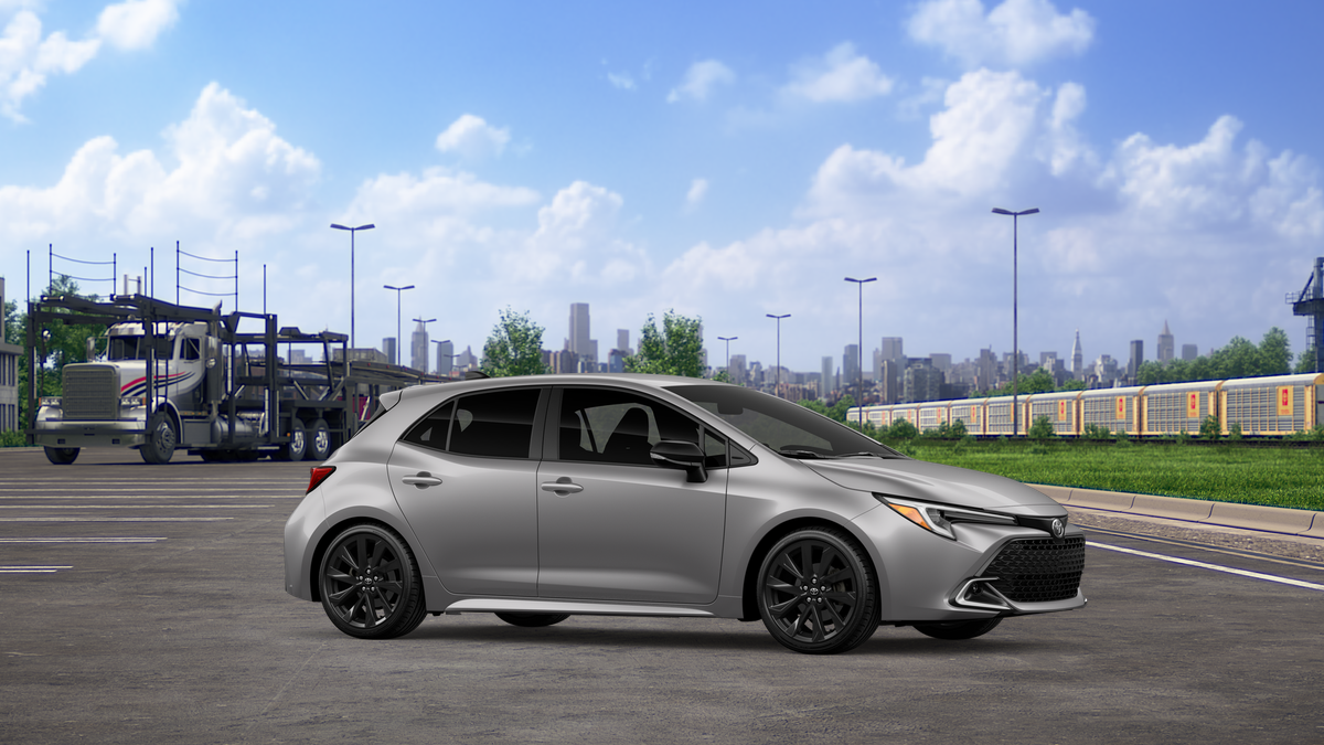 New 2027 Classic Silver Metallic Toyota  XSE image 15