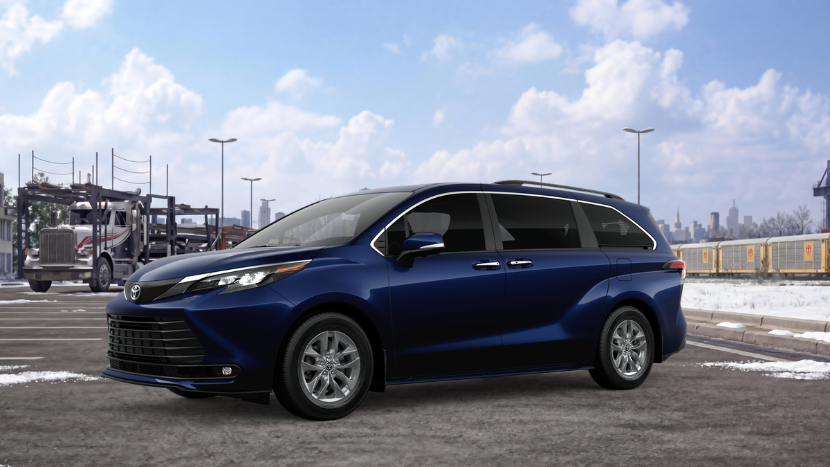2026 Toyota Sienna photo 3