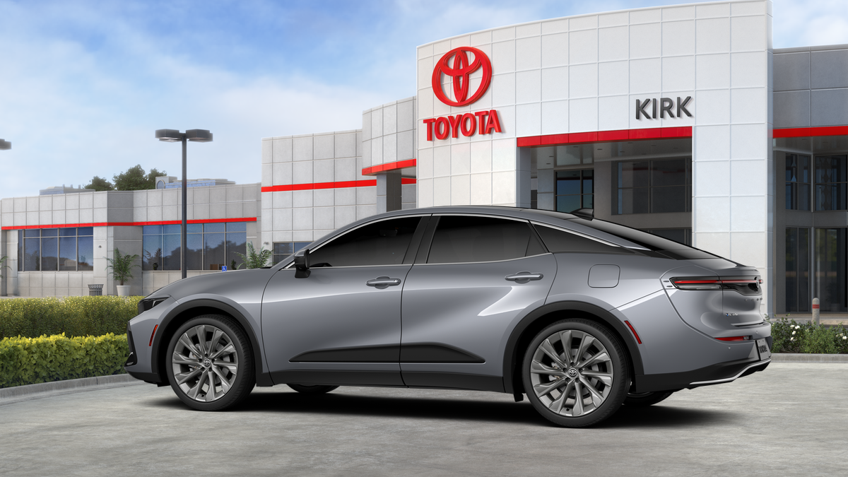 2026 Toyota Crown Limited - Photo 15