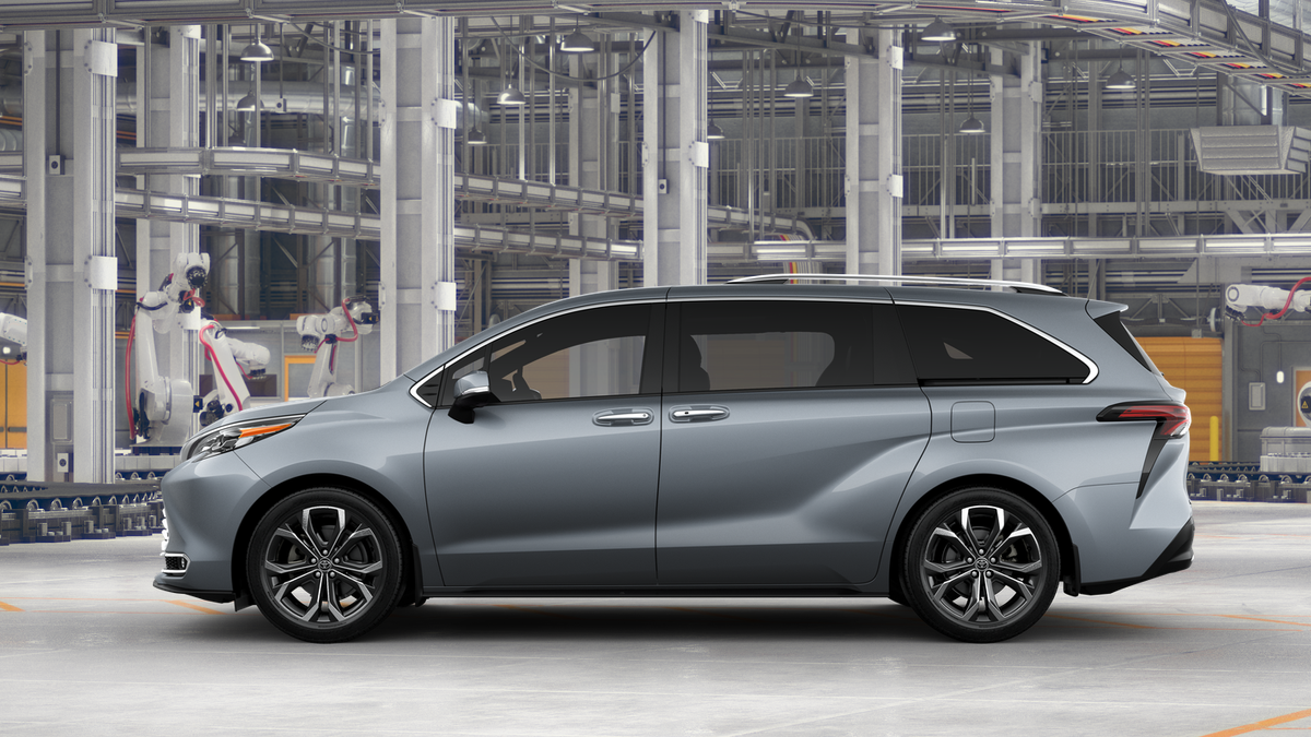 2025 Toyota Sienna Platinum photo 4