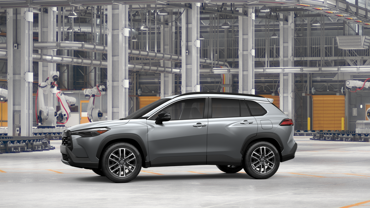 2026 Toyota Corolla Cross XLE photo 4