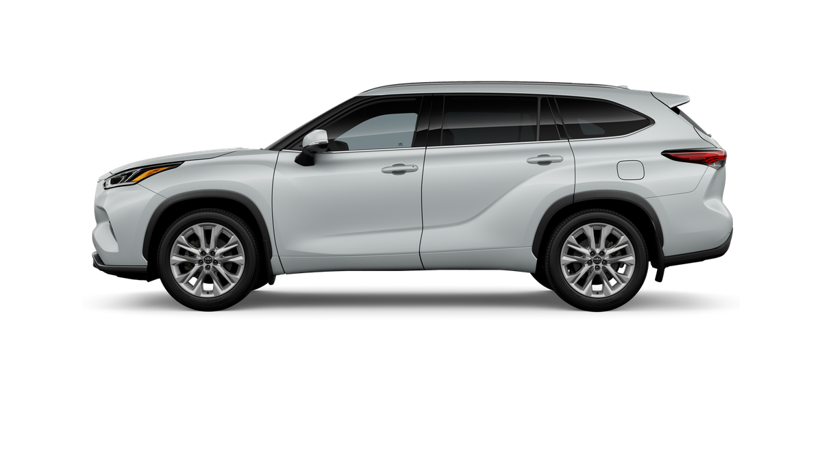 New 2026 Wind Chill Pearl <sup>1</sup> Toyota  Limited image 6