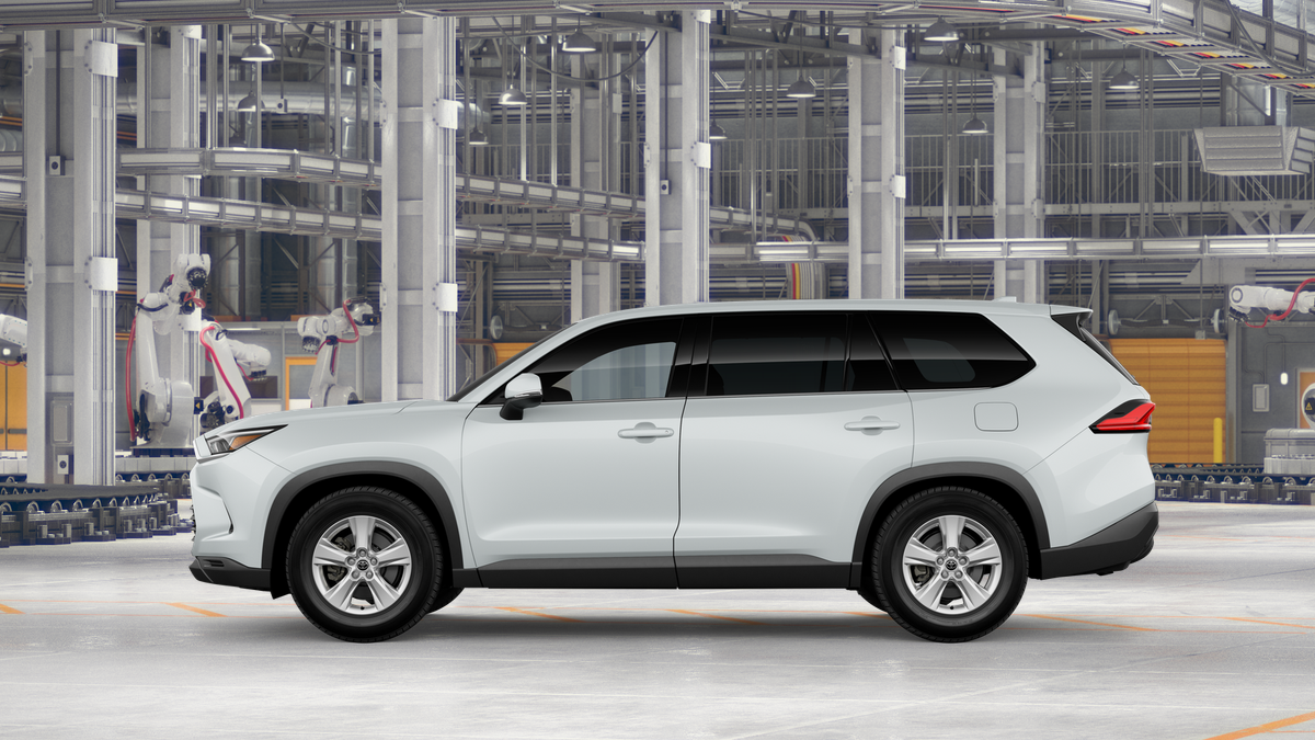 New 2026 Wind Chill Pearl <sup>1</sup> Toyota  LE image 6