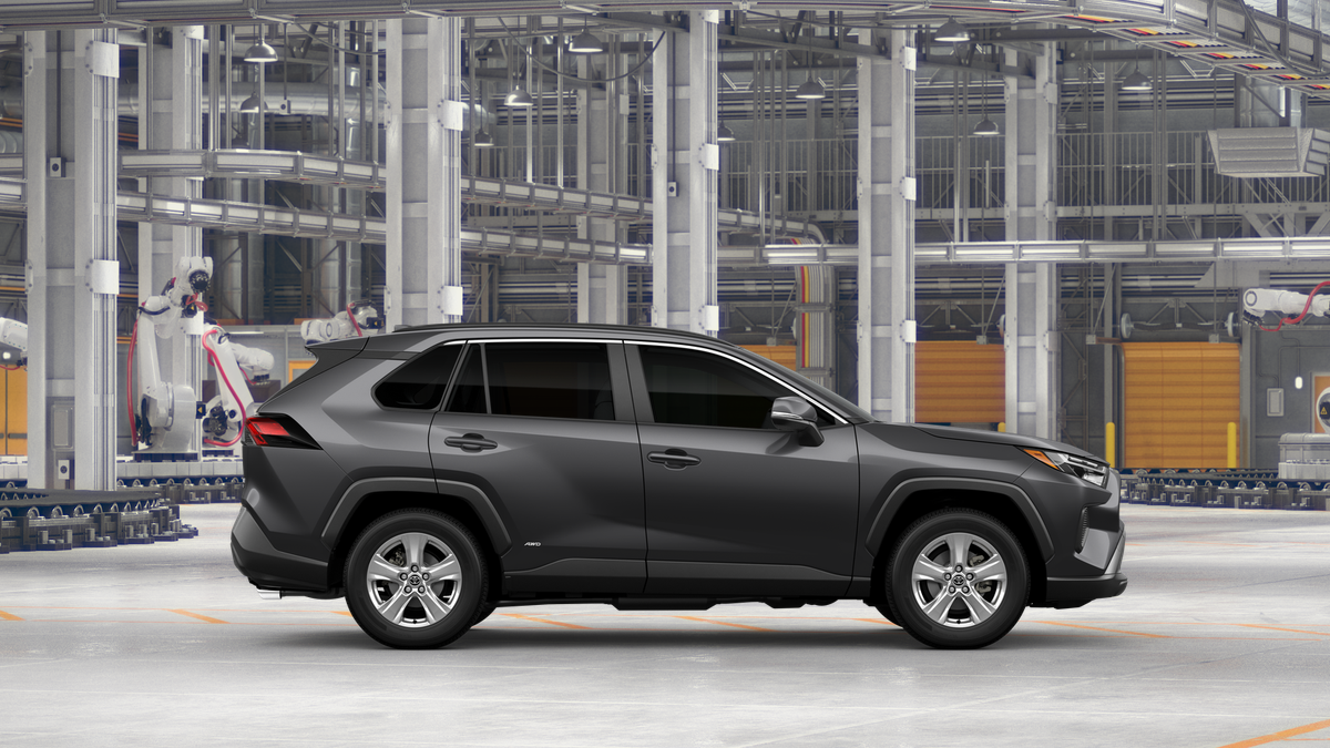 2025 Toyota RAV4 Hybrid XLE photo 5