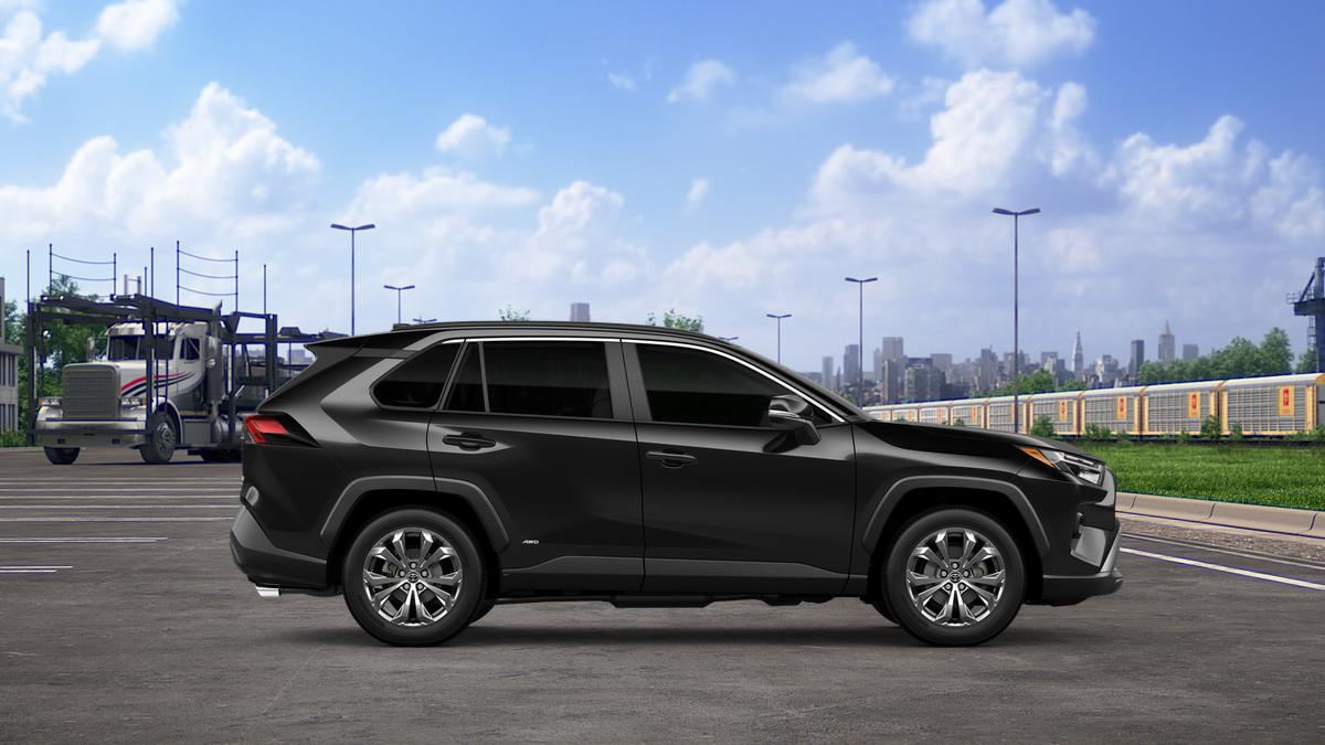 2025 Toyota RAV4 Hybrid XLE Premium photo 5