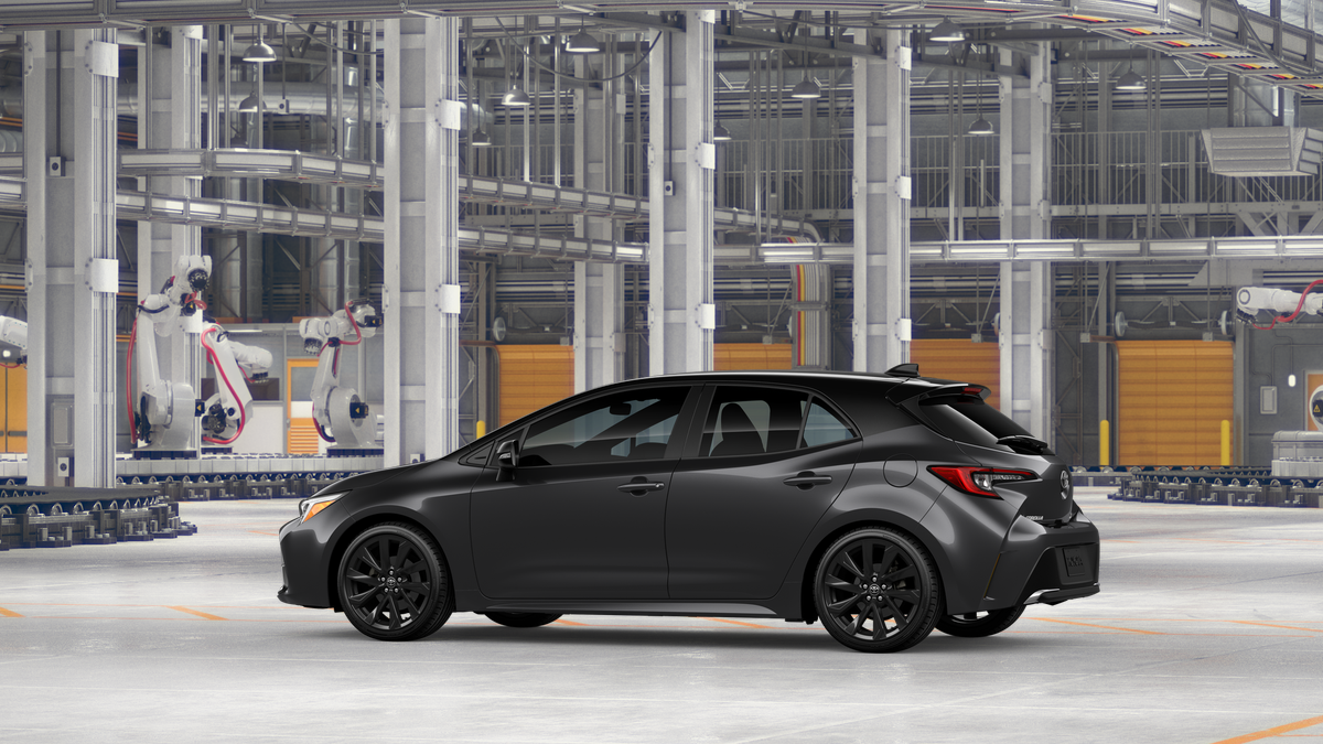New 2026 Magnetic Gray Metallic with Midnight Black Metallic roof <sup>1</sup> Toyota  XSE image 7