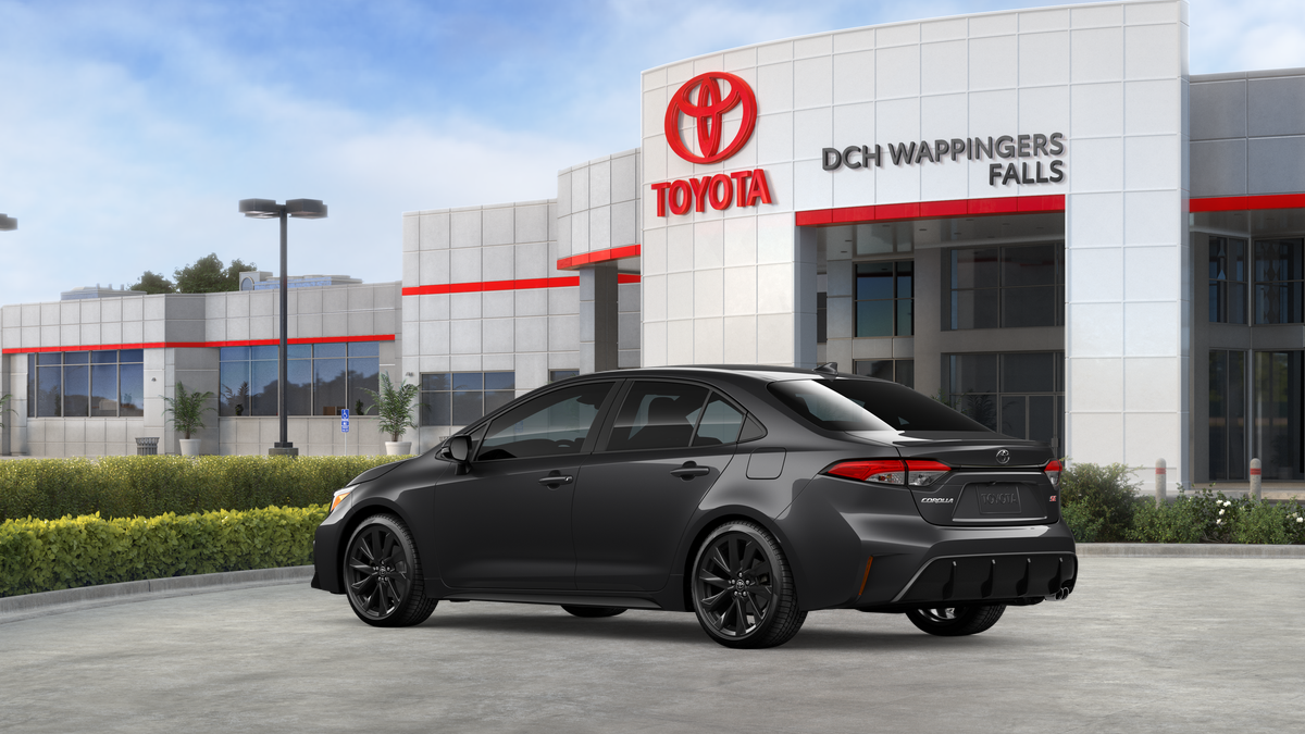 2026 Toyota Corolla SE photo 2